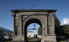 Arco d'Augusto ad Aosta